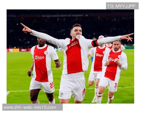 埃因霍温主场迎战坎布尔期待精彩对决与胜利的较量 埃因霍温主场迎战坎布尔期待精彩对决与胜利的较量